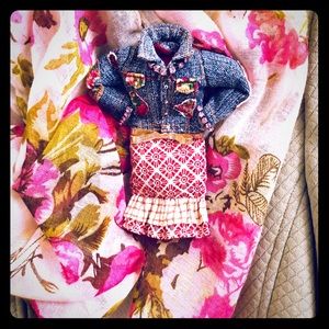 Woman’s Handcrafted Brooche